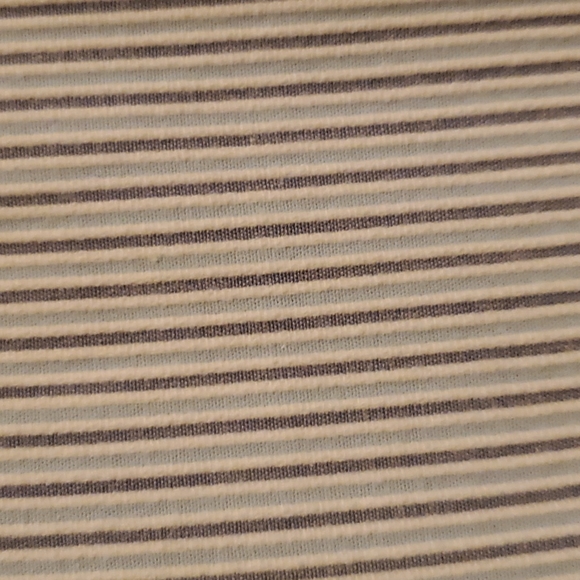 Capri pants, size 18W. - Picture 3 of 4